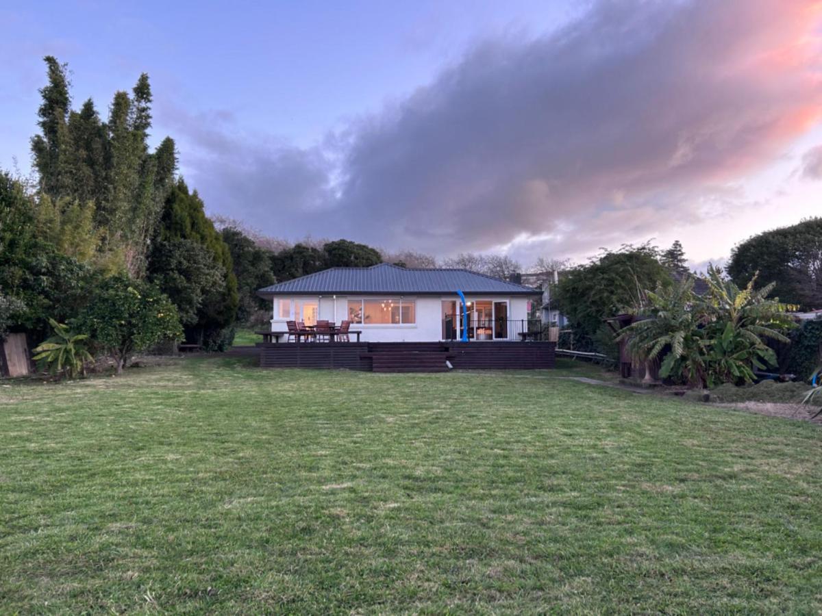 Lakefront Getaway In Rotorua Zewnętrze zdjęcie
